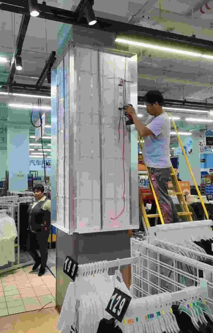 installing pillar fabric light box